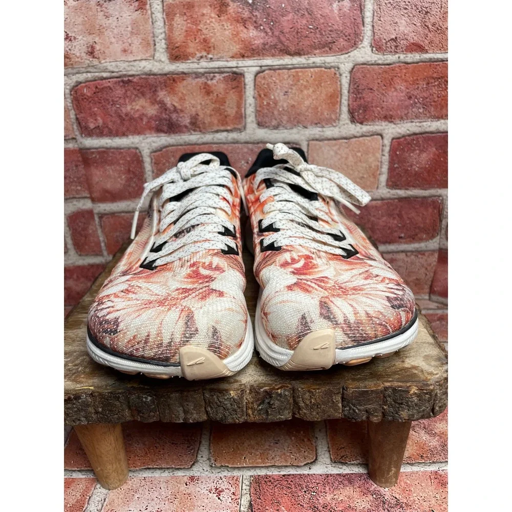 Altra Escalante 3 Womens 7.5 Floral Leopard Running Shoes AL0A82CV025 Orange